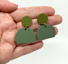 The Käla Earrings (small) - NEW COLORS