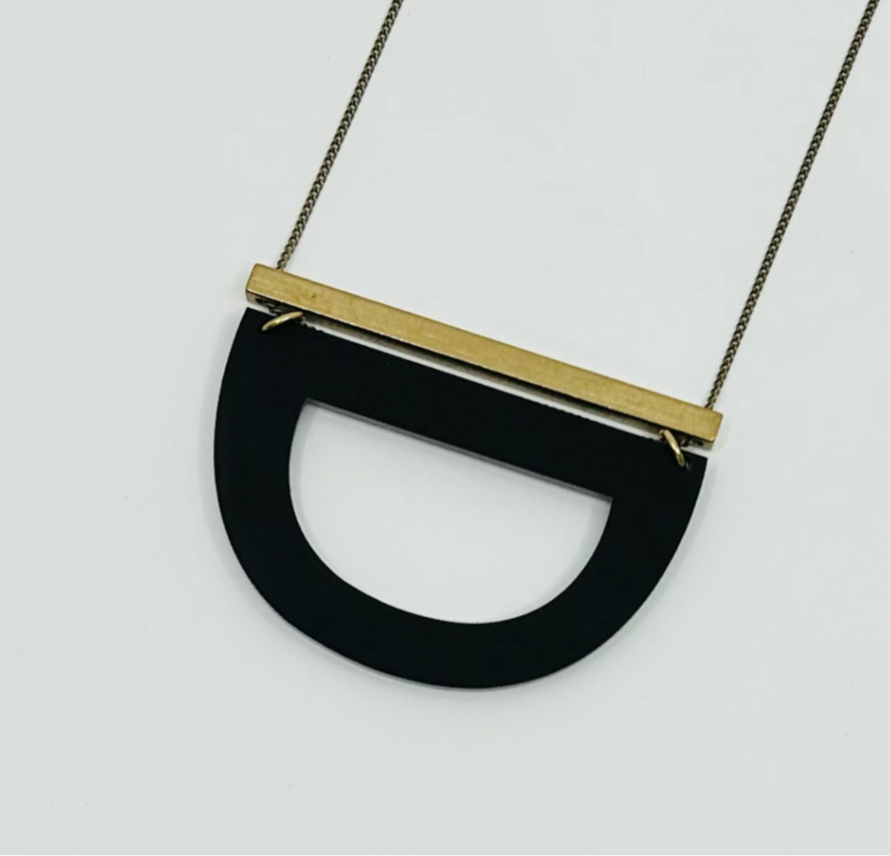 The Lüppe Necklace