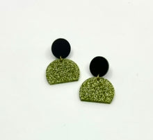 The Käla Earrings (small) - NEW COLORS